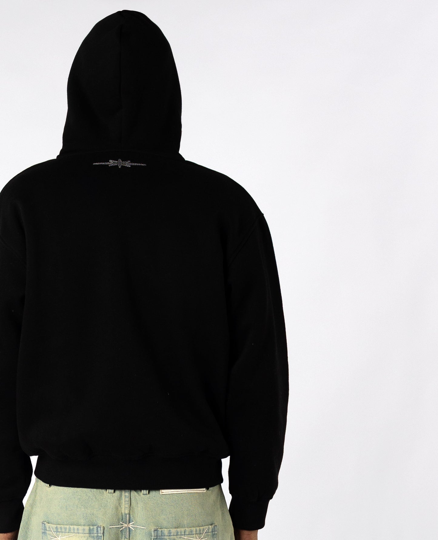 Zippé Overlogo – Noir