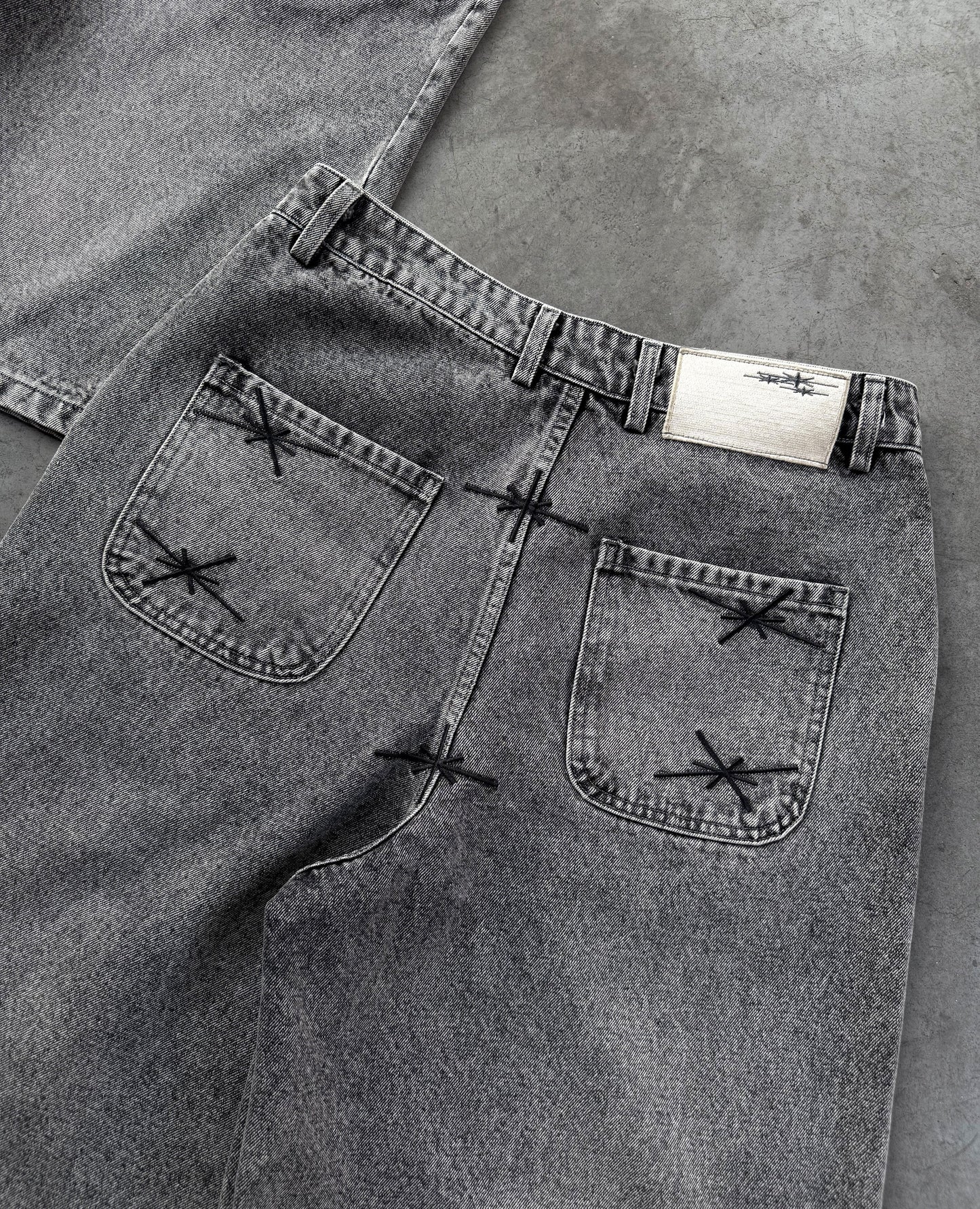 Jean Jort – Gris