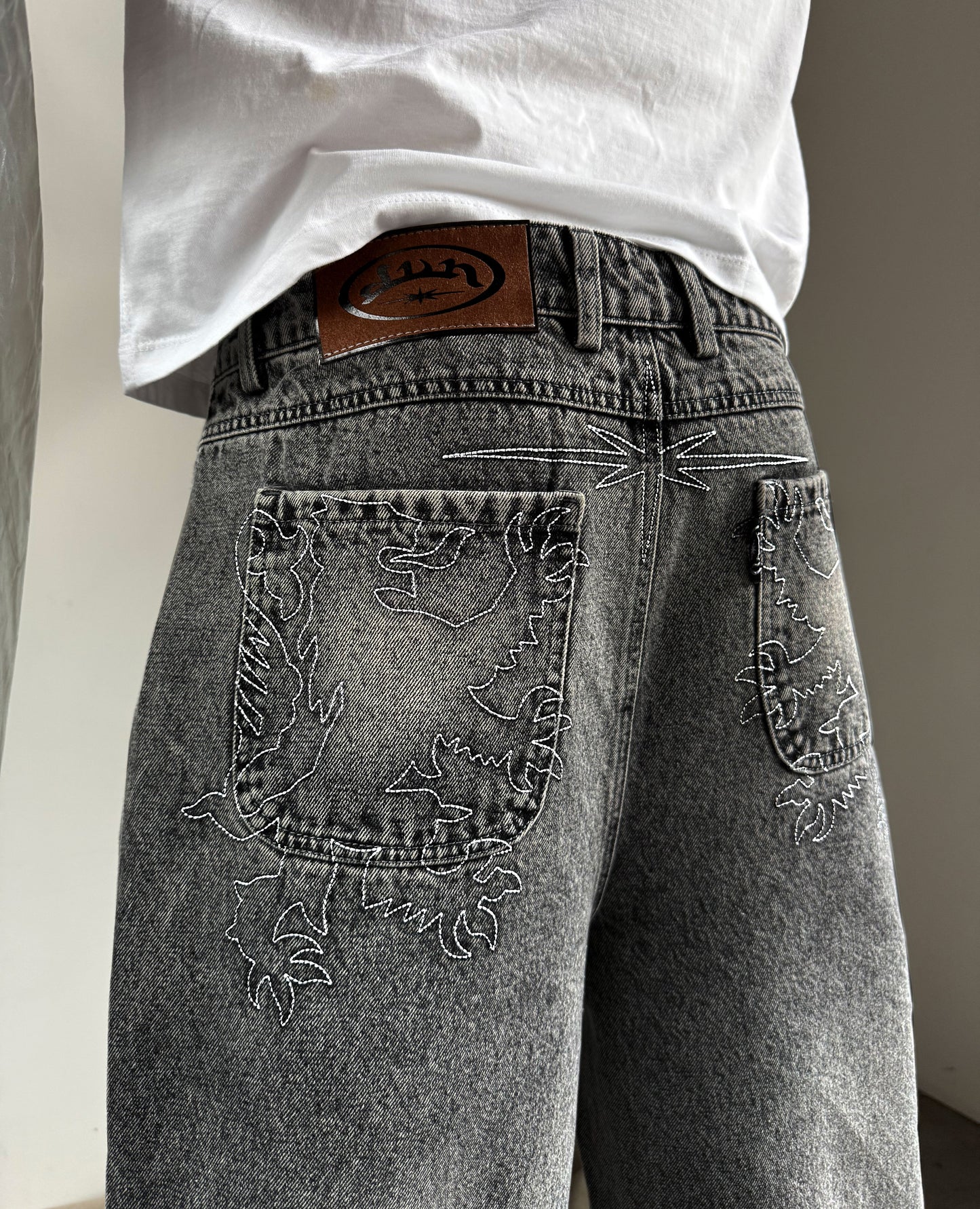 Jean Washed Beast – Gris