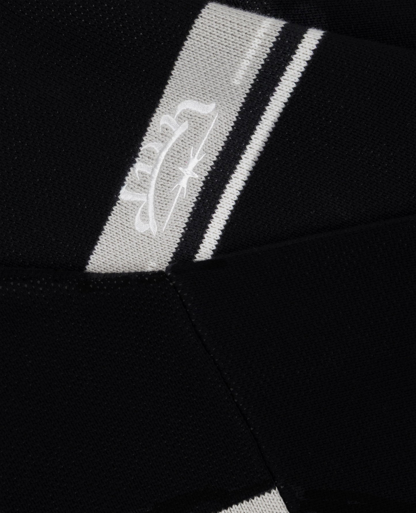 Line Knit Dark