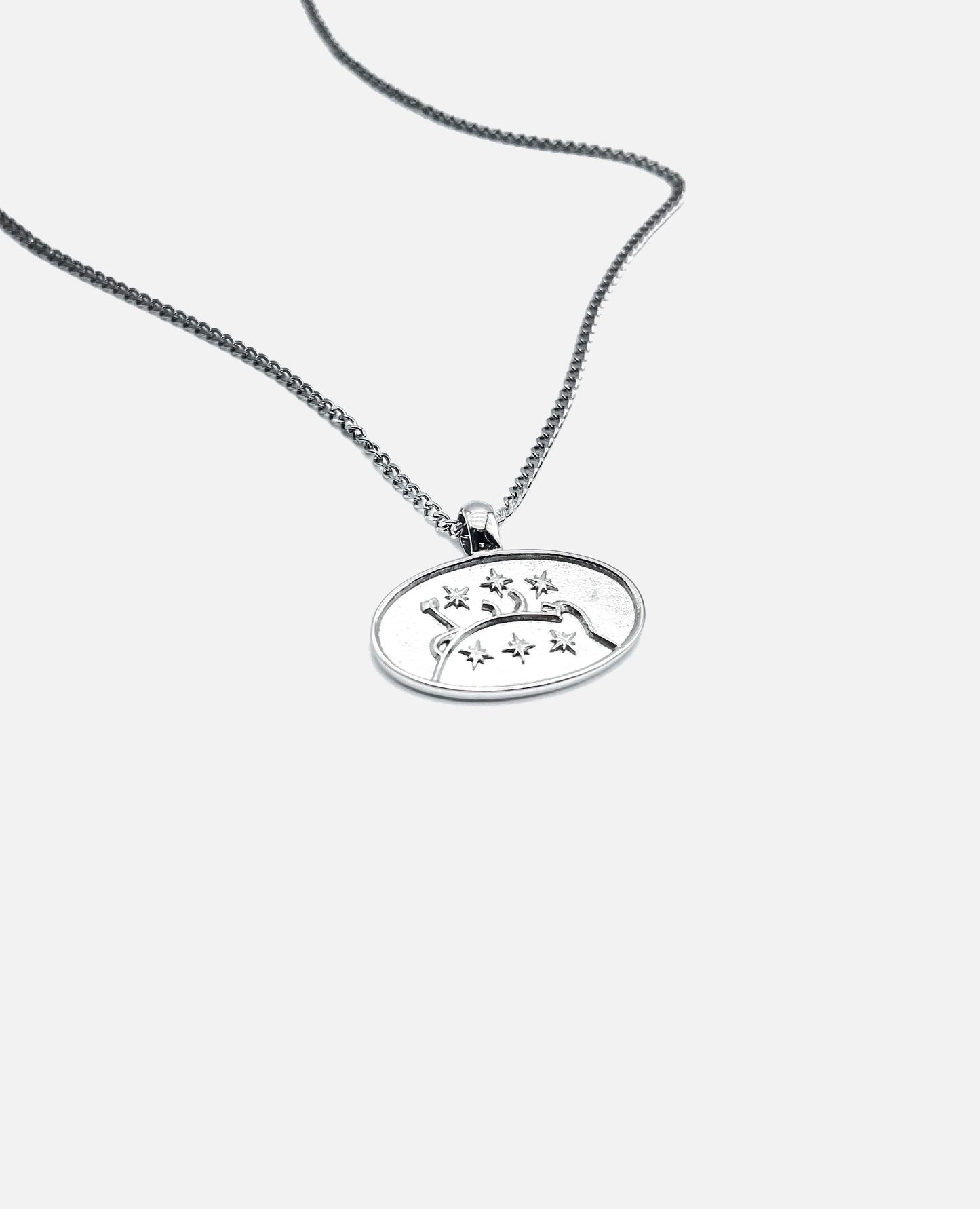 Pendant Necklace Divinity